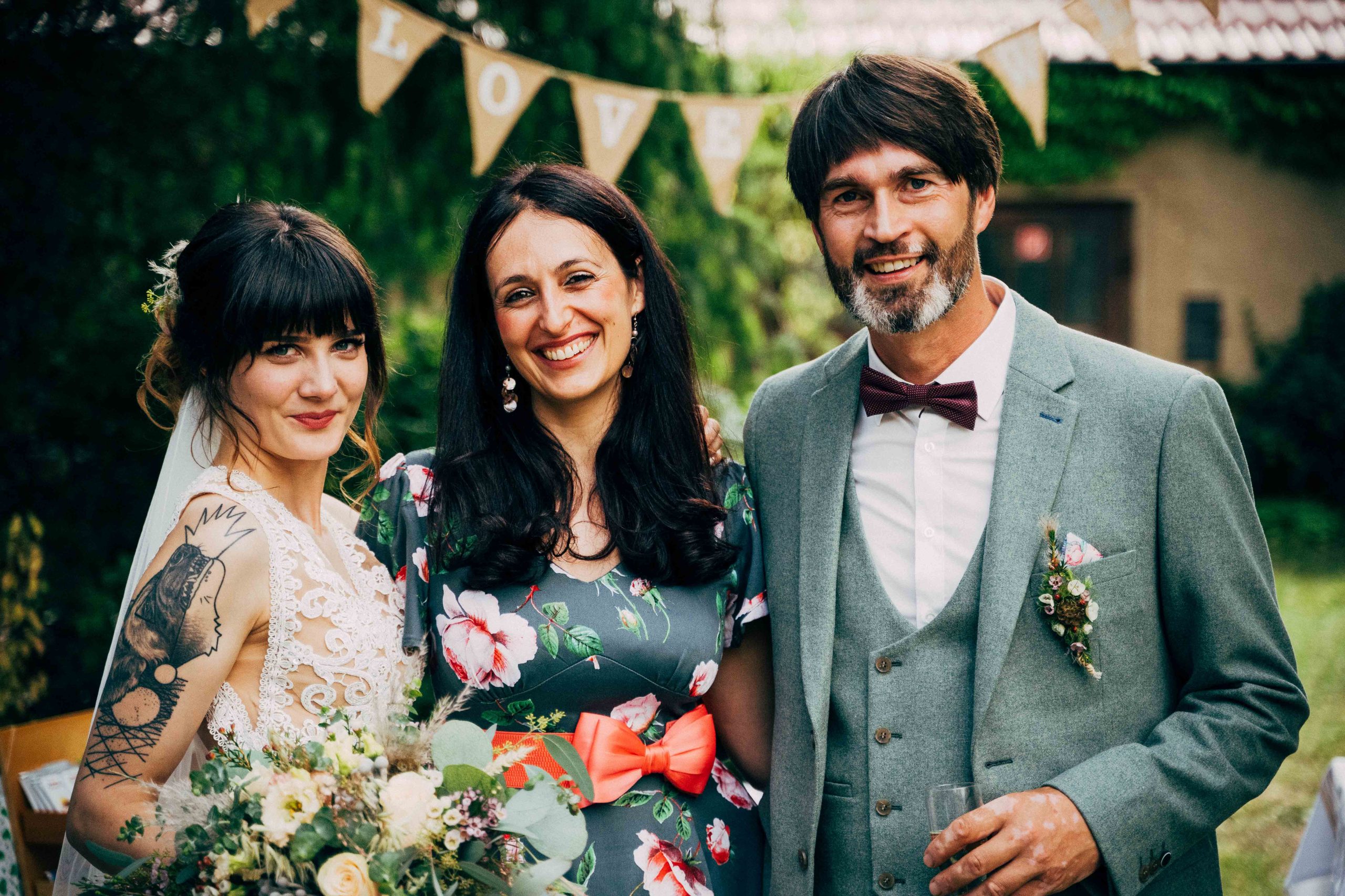 Rayane Bachammar mit wunderschönem Hochzeitspaar Mecklenburgische Seenplatte